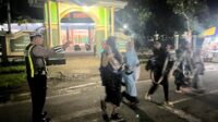 Pengamanan Tarawih di Sekotong, Polsek Pastikan Ibadah Nyaman