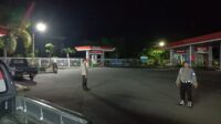 Antisipasi Kejahatan Malam, Polsek Batulayar Intensifkan Patroli KRYD (2) Lombok Barat Waspada! Patroli KRYD Polsek Batulayar Gencarkan Pengawasan ATM dan Kawasan Rawan