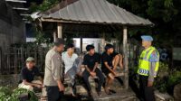 Patroli Malam Tingkatkan Keamanan di Kuripan, Polisi Ajak Warga Proaktif (3) Patroli Rutin Polsek Kuripan Perkuat Stabilitas Kamtibmas