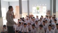 Polres Lombok Barat Gencar Sosialisasi Anti Kenakalan Remaja dan Bullying di Lingkungan Pelajar (2) Kenakalan Remaja Jadi Fokus Sosialisasi Polres Lombok Barat di Aik Ampat