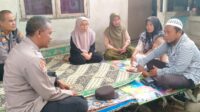 Polsek Kediri Terus Bergerak, Program Jumat Berkah Tekan Stunting di Lombok Barat (2) Sinergi Polisi dan Masyarakat Lombok Barat Perangi Stunting dengan Telur