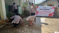 Bakti Religi Polsek Sekotong Wujudkan Sinergi Polri dan Masyarakat Jelang Hari Bhayangkara Ke-79 (2) Polri Dekat Masyarakat: Polsek Sekotong Adakan Aksi Sosial di Taman Sejati