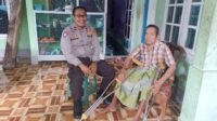 Polri Hadir untuk Masyarakat: Bantuan Tongkat Disalurkan di Desa Lembar Selatan, Lombok Barat